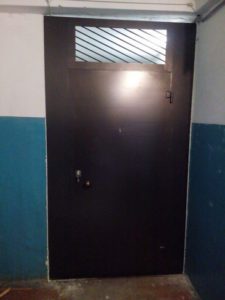 Противопожарная дверь для подвала / серия FRM33368